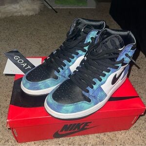 Jordan 1 Women’s tie dye sneakers